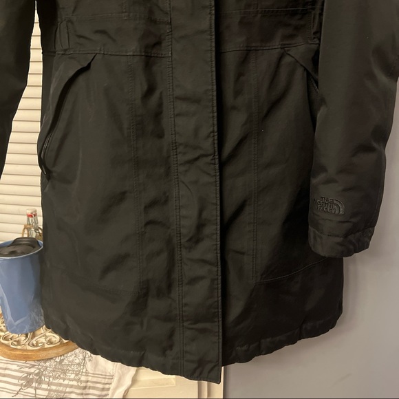 The North Face Arctic Parka Jacket Medium - Black - Picture 4 of 13